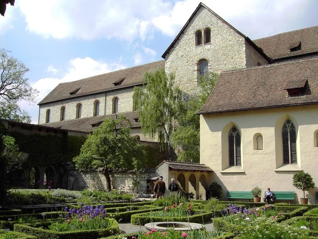 Um jardim terapêutico reconhece os princípios antigos de sabedoria.